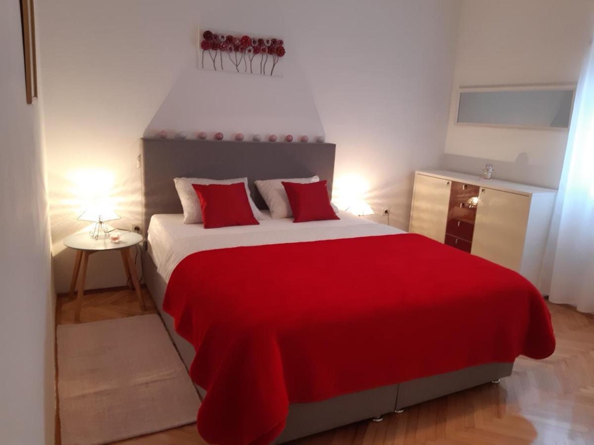 Apartment Jardin With Free Cowered Parking Zadar Exterior foto