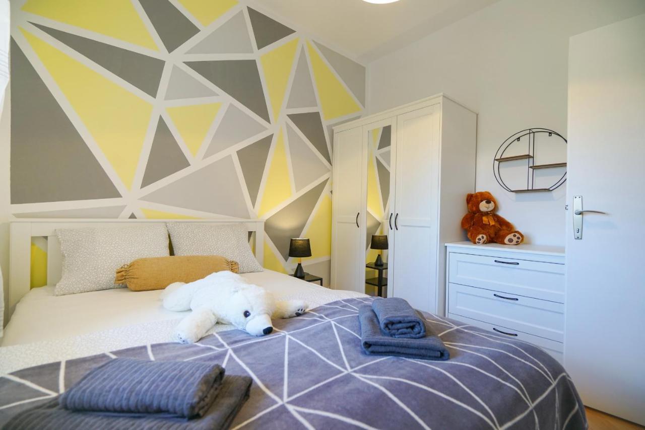 Apartment Jardin With Free Cowered Parking Zadar Exterior foto