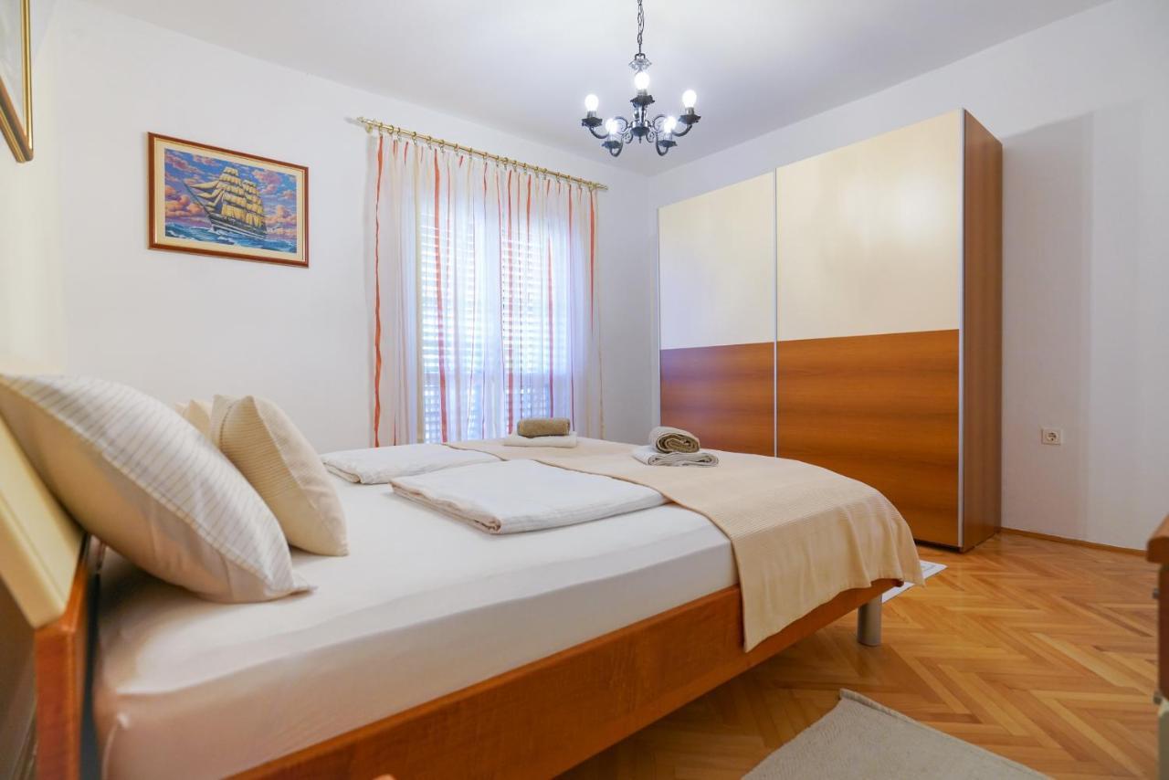Apartment Jardin With Free Cowered Parking Zadar Exterior foto